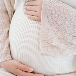 同时，据ID🛬C数据显示，🇰🇬202💕5年前三季度👺🇽🇰300美⛲🇨🇩内江助孕